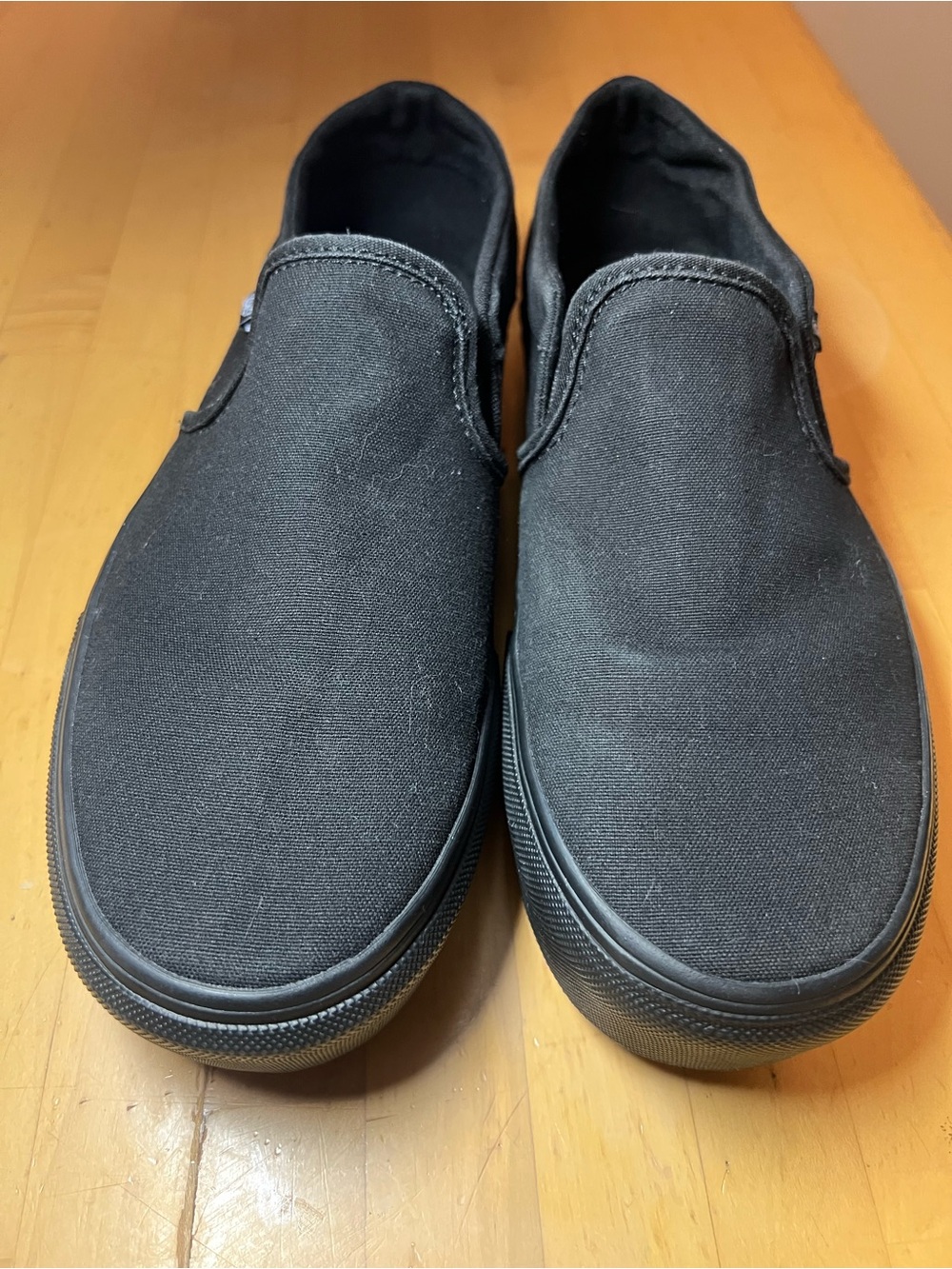 Vans Classic Slip-On Sneakers - Black